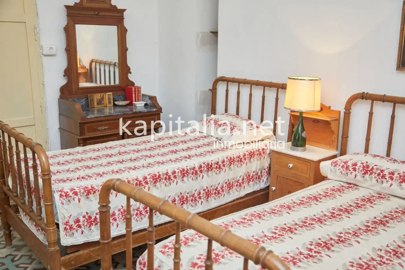Schlafzimmer von Country house zum Verkauf in Bocairent mit Privatgarten, Terrasse und Balkon