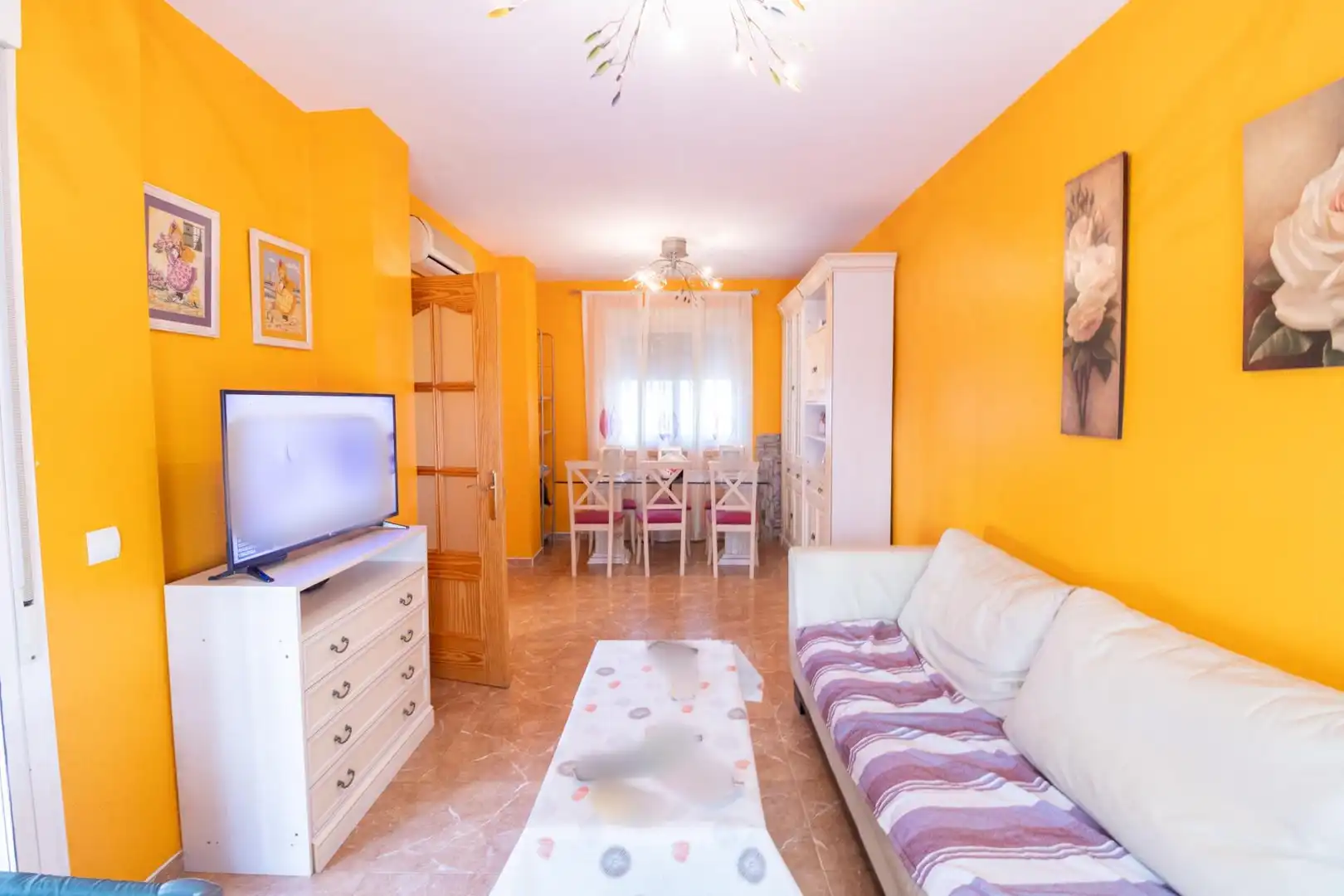 Casa con balcón en venta en Calle Calle Platero, imagen 6