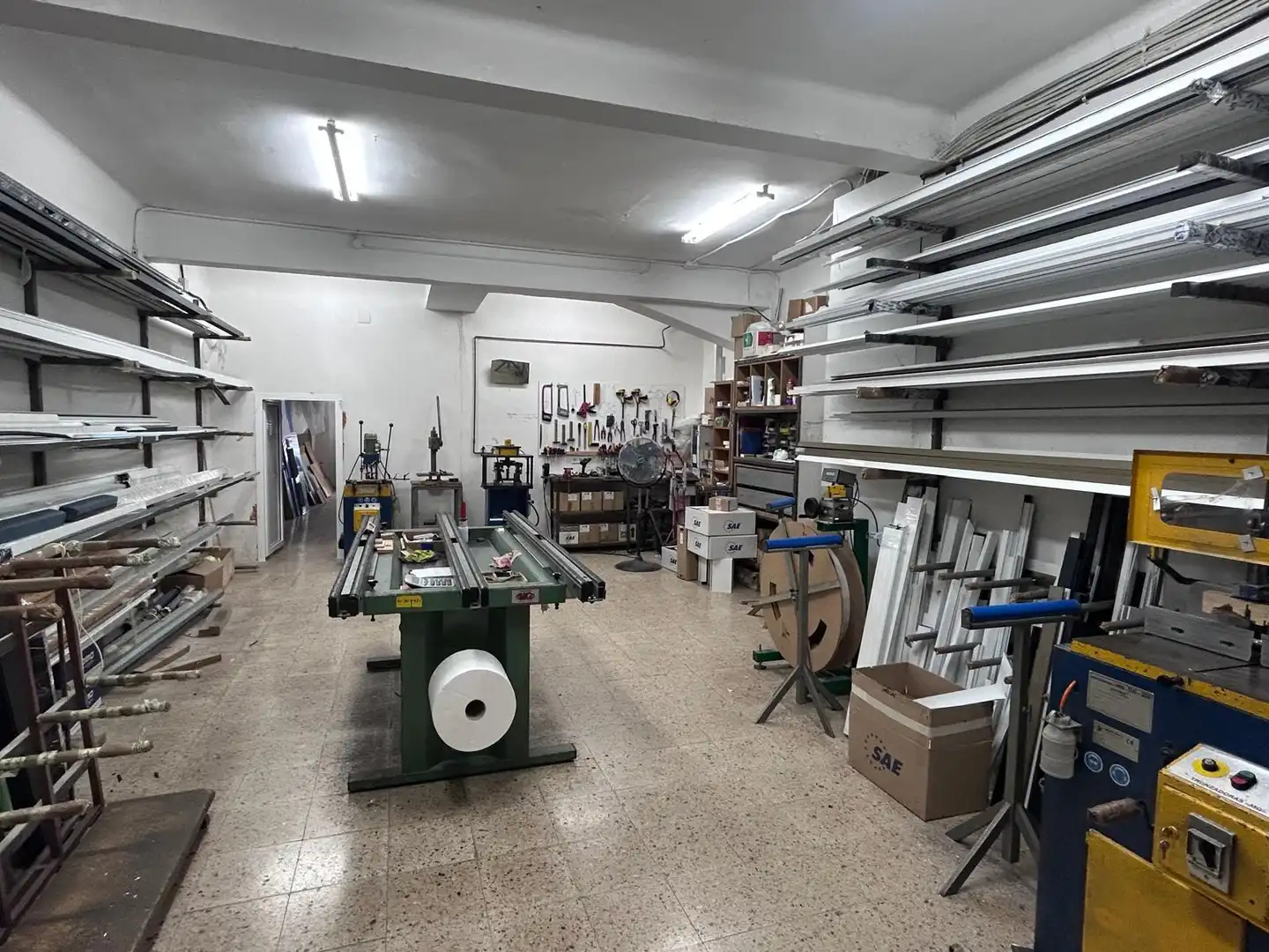 Nave industrial en venta en Cornellà de Llobregat