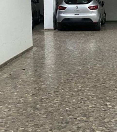 Foto 2 de Garaje de alquiler en Calle Escritor Ben Nassir, 37, San Pablo, Albacete Capital