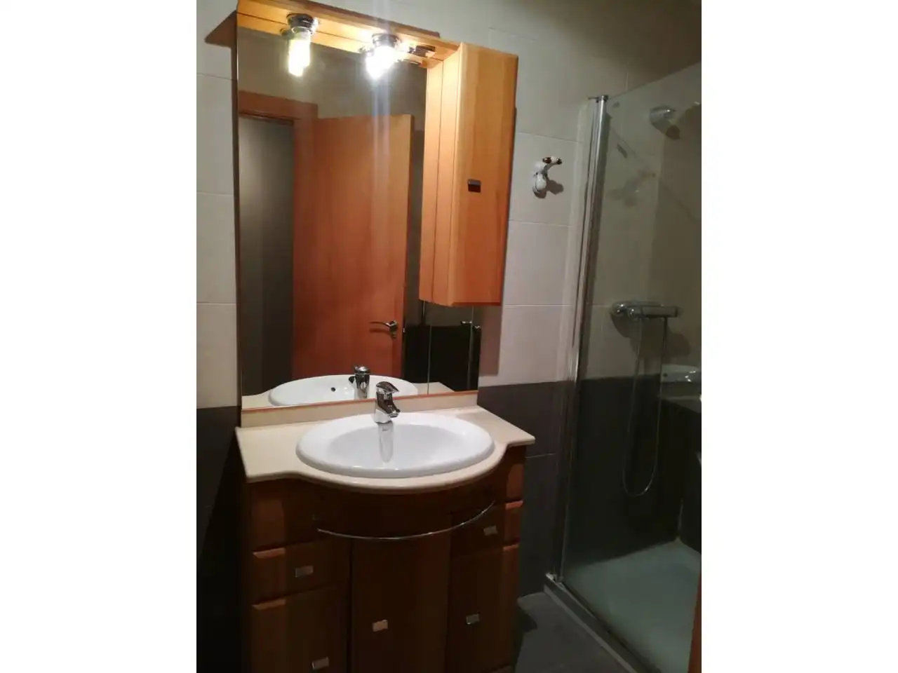 Badezimmer von Wohnung zur Miete in Toledo mit Klimaanlage, Heizung und Abstellraum