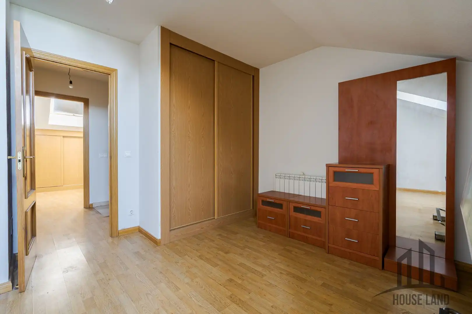 Habitación de Piso en venta en Torrelaguna con Calefacción