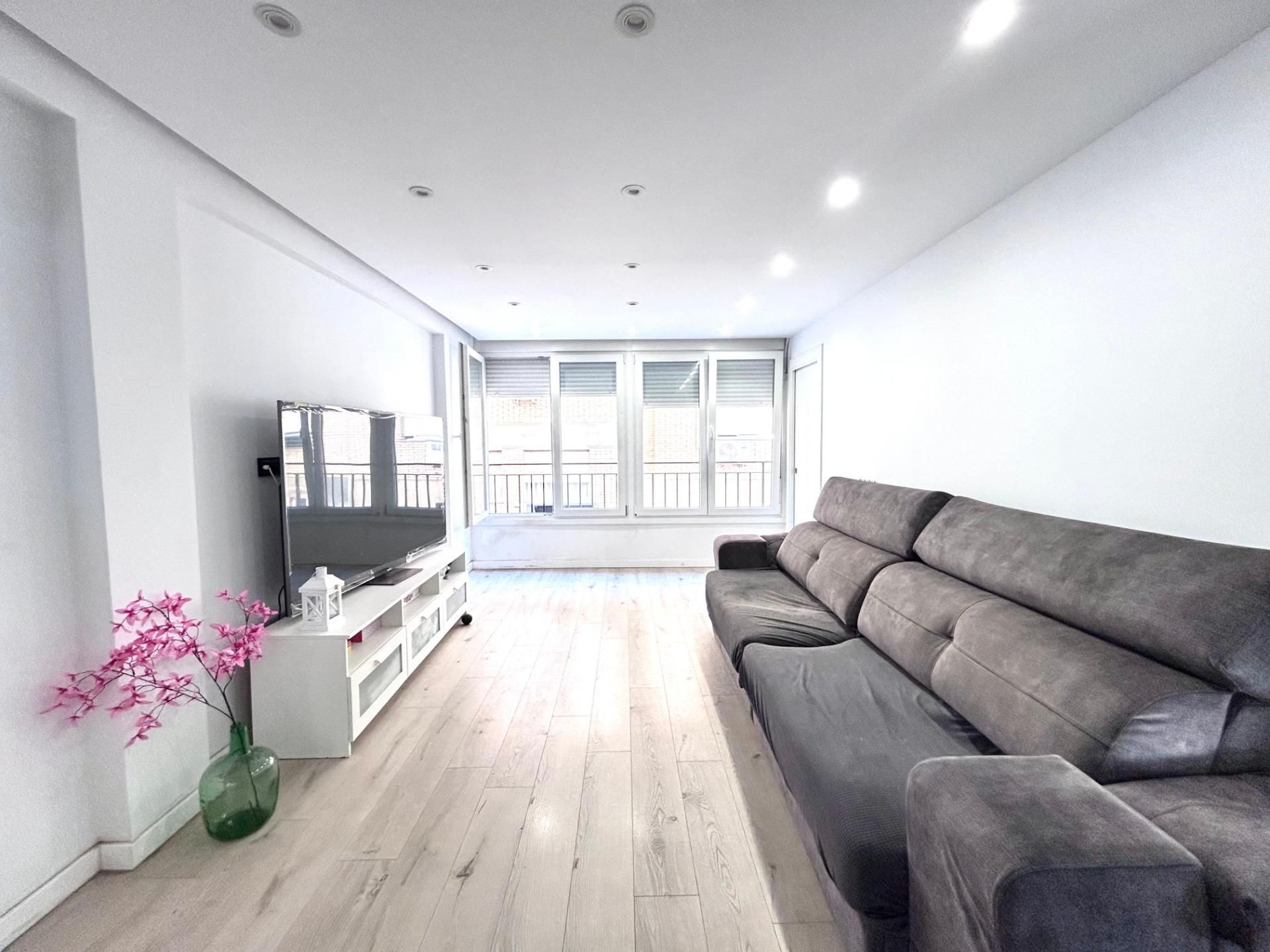 Sala d'estar de Pis en venda en  Almería Capital amb Aire condicionat i Calefacció