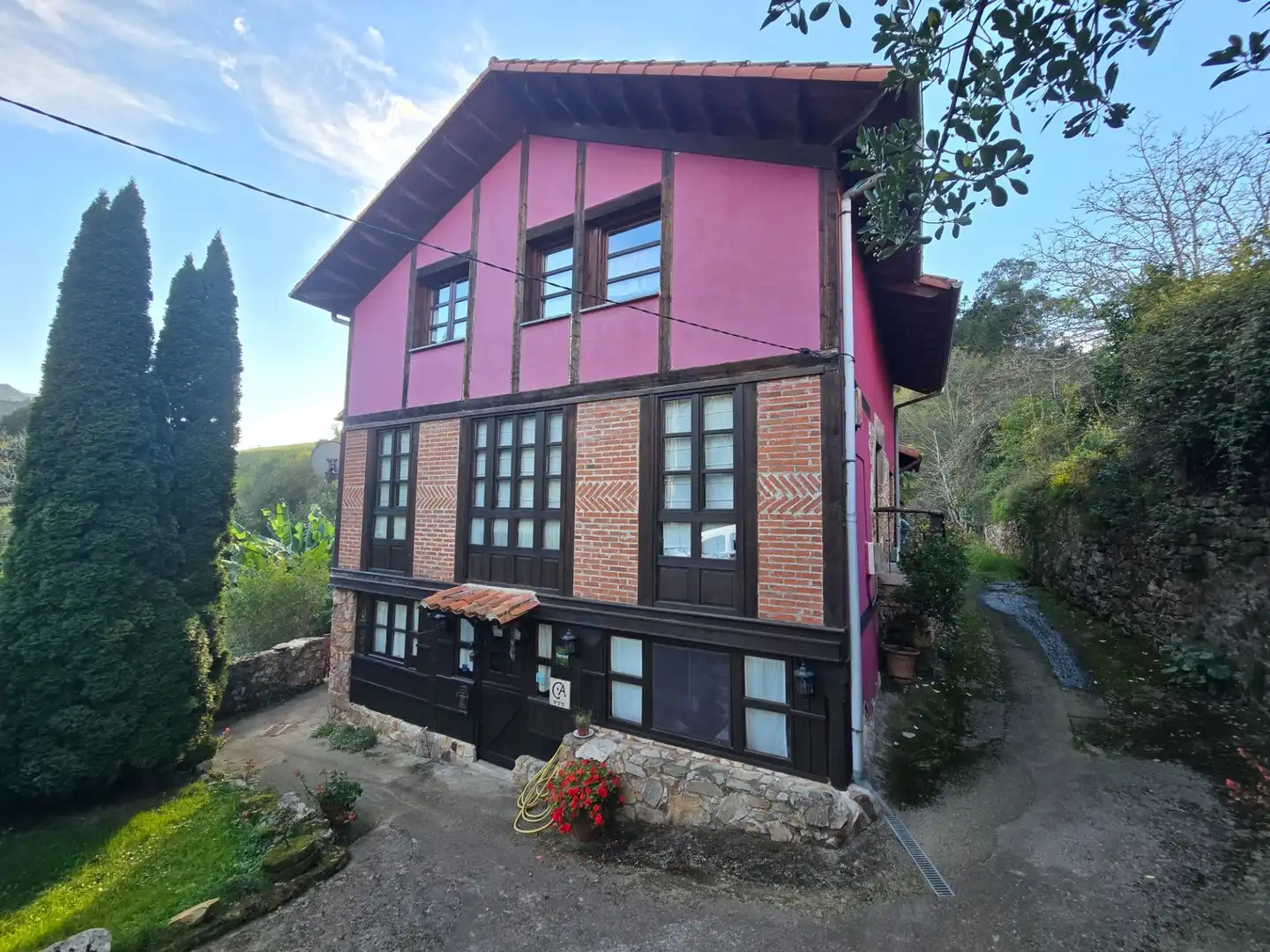 Vista exterior de Casa o chalet en venta en Ribadesella, Asturias