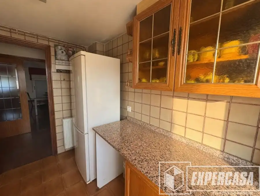 Cuina de Pis en venda en Paterna amb Aire condicionat, Traster i Moblat