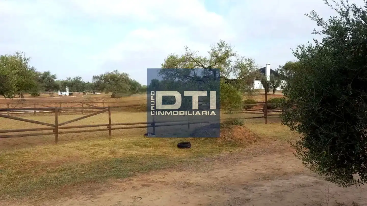 Casa o xalet en venda en Chucena amb Jardí privat i Terrassa