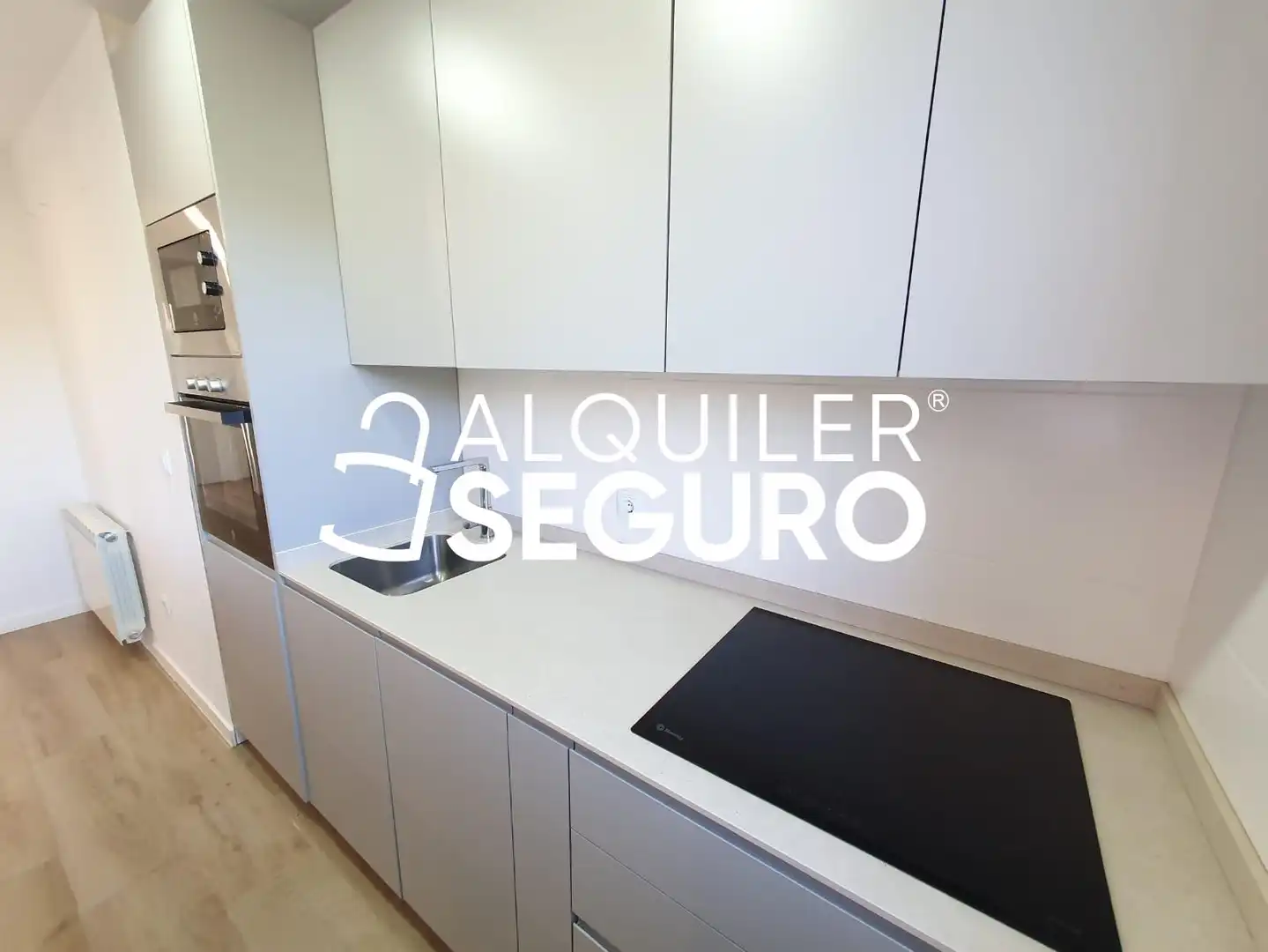 Kitchen of Flat for rent in Madrid  with Air Conditioner, Heating and Terrace