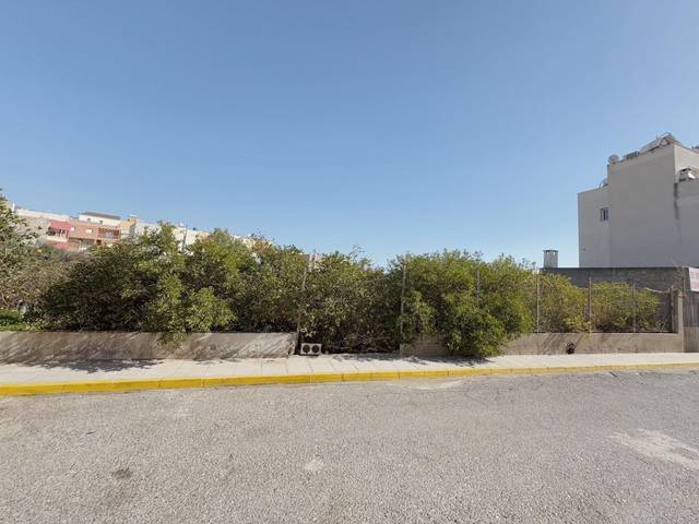 Terreno residencial en Venta en Calle Calle San Indalecio en Pechina