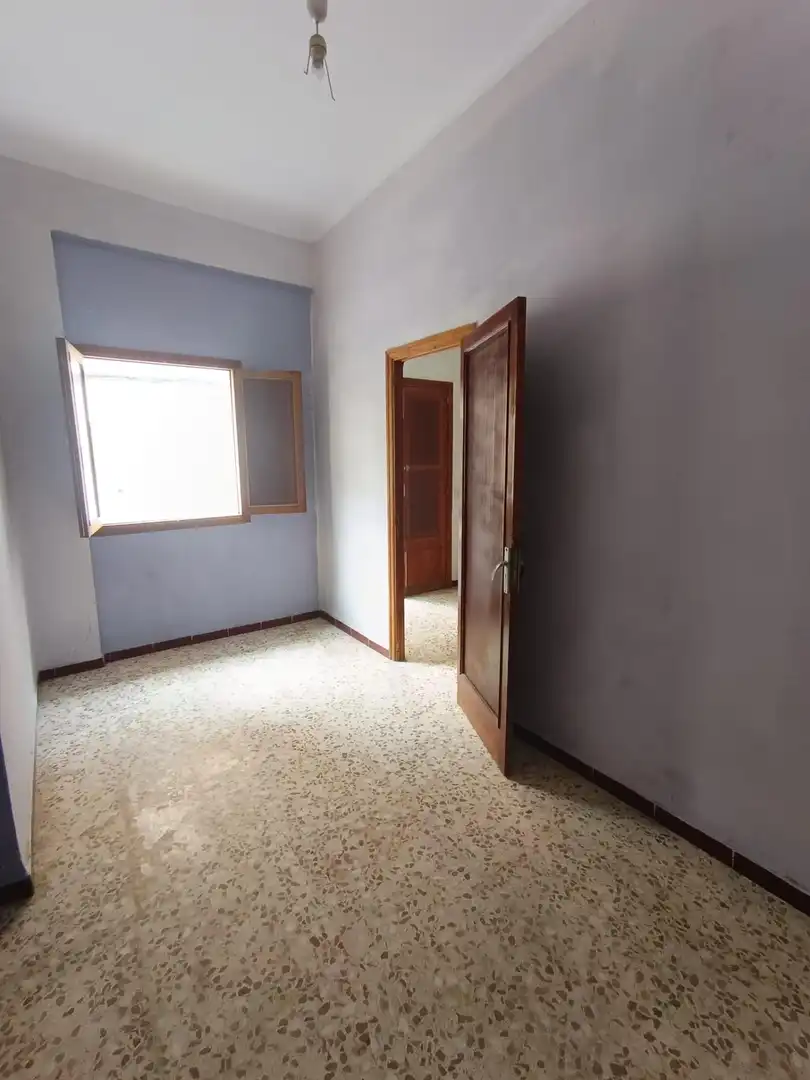 Ground floor for sale in Inca  with Storage room