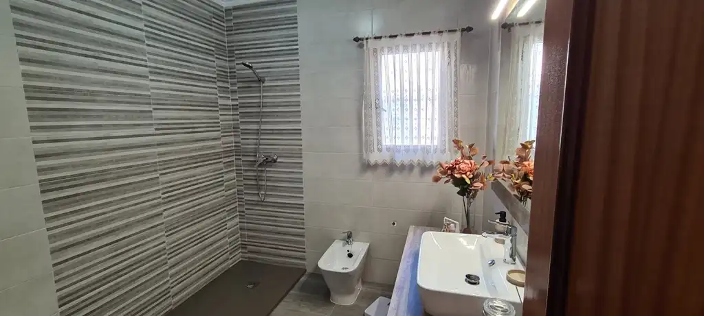 Baño de Casa o chalet en venta en Orihuela con Aire acondicionado, Terraza y Trastero