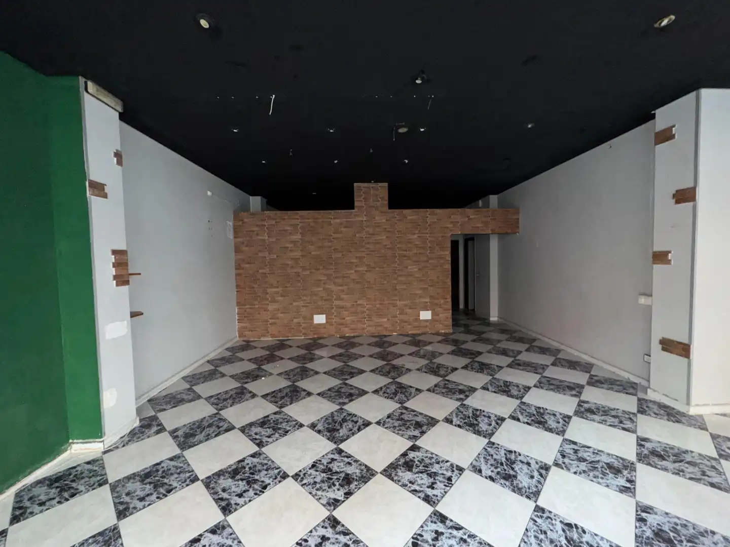 Local comercial en alquiler en Zona Alta, imagen 13