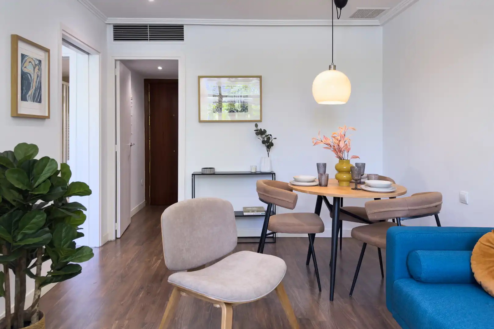 Dining room of Apartments for rent in Madrid  with Air Conditioner, Heating and Furnished