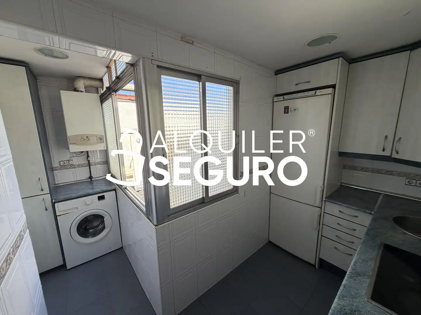 Cocina de Piso de alquiler en Madrid con Aire acondicionado, Calefacción y Terraza