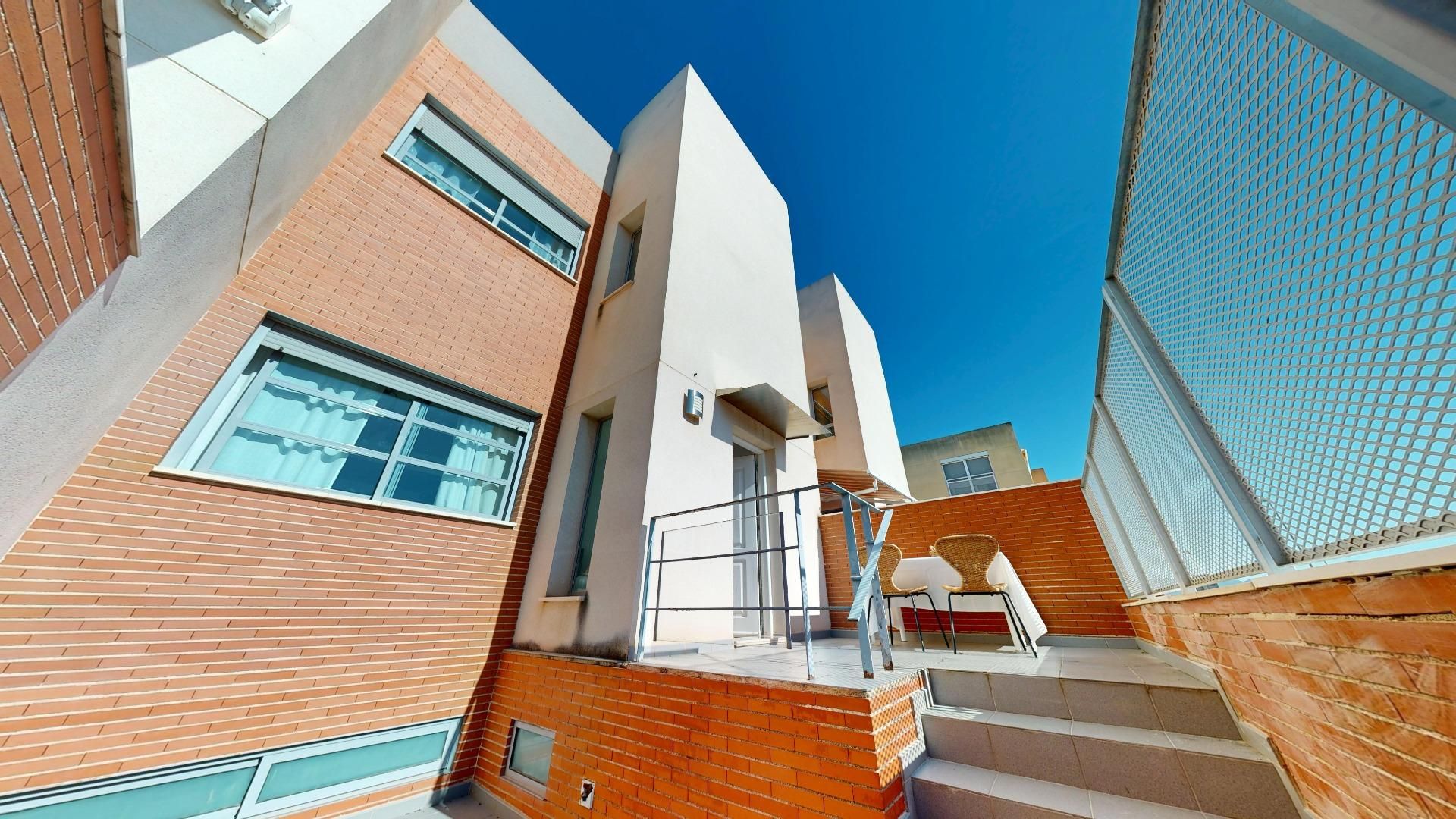 Exterior view of Single-family semi-detached for sale in  Murcia Capital  with Terrace and Storage room