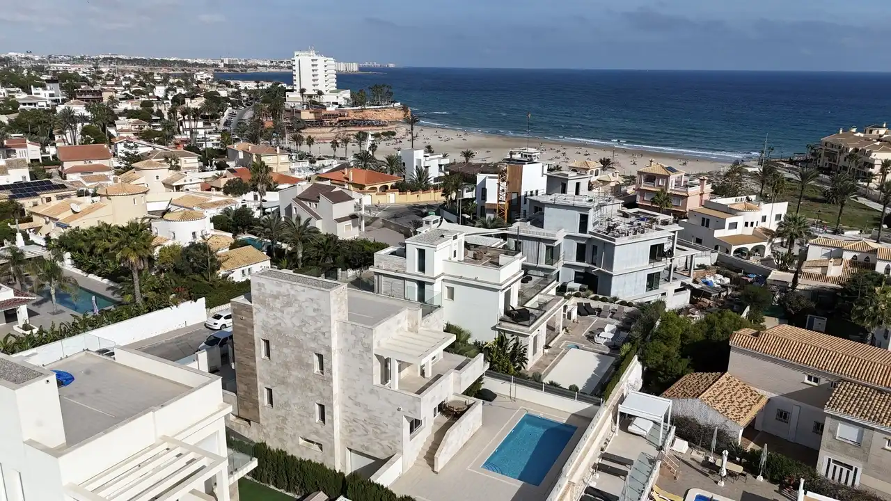 Chalet con piscina en venta en Orihuela Costa, imagen 45