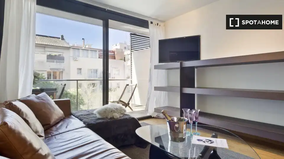 Appartamento con terrazza in affitto a Sarrià - Sant Gervasi, imagen 2