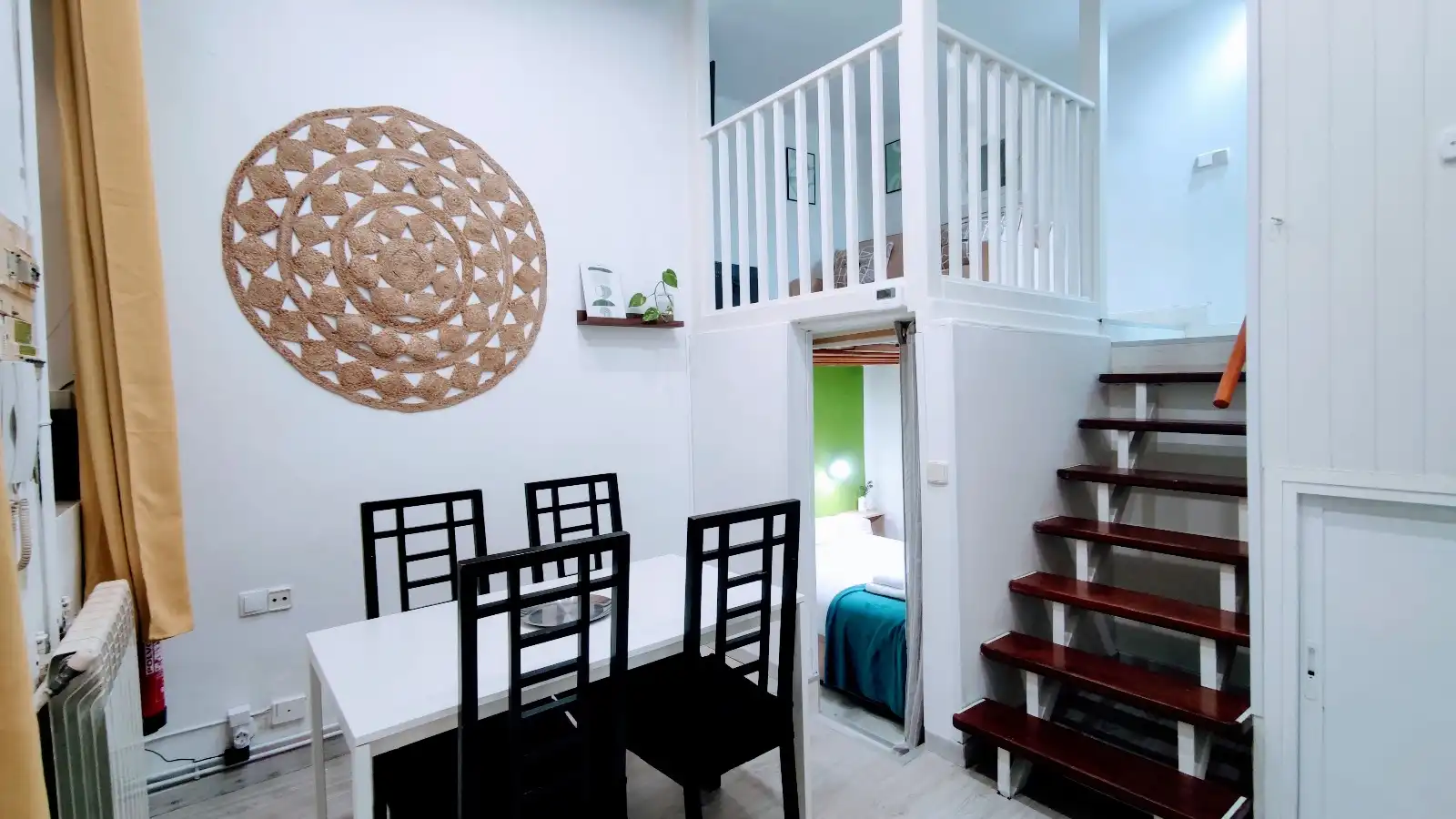 Piso con ascensor en venta en Calle de Galileo, imagen 5
