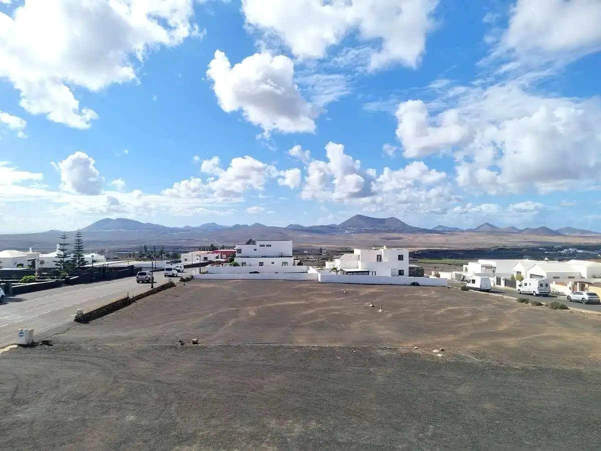 Finca rústica en venta en Villa de Teguise