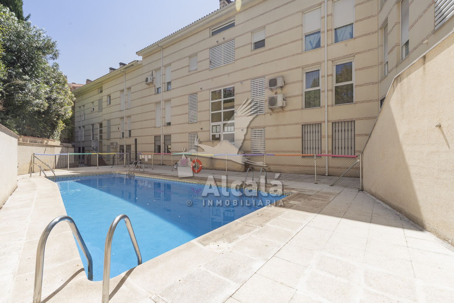 Vista exterior de Piso en venta en Azuqueca de Henares con Aire acondicionado, Calefacción y Terraza