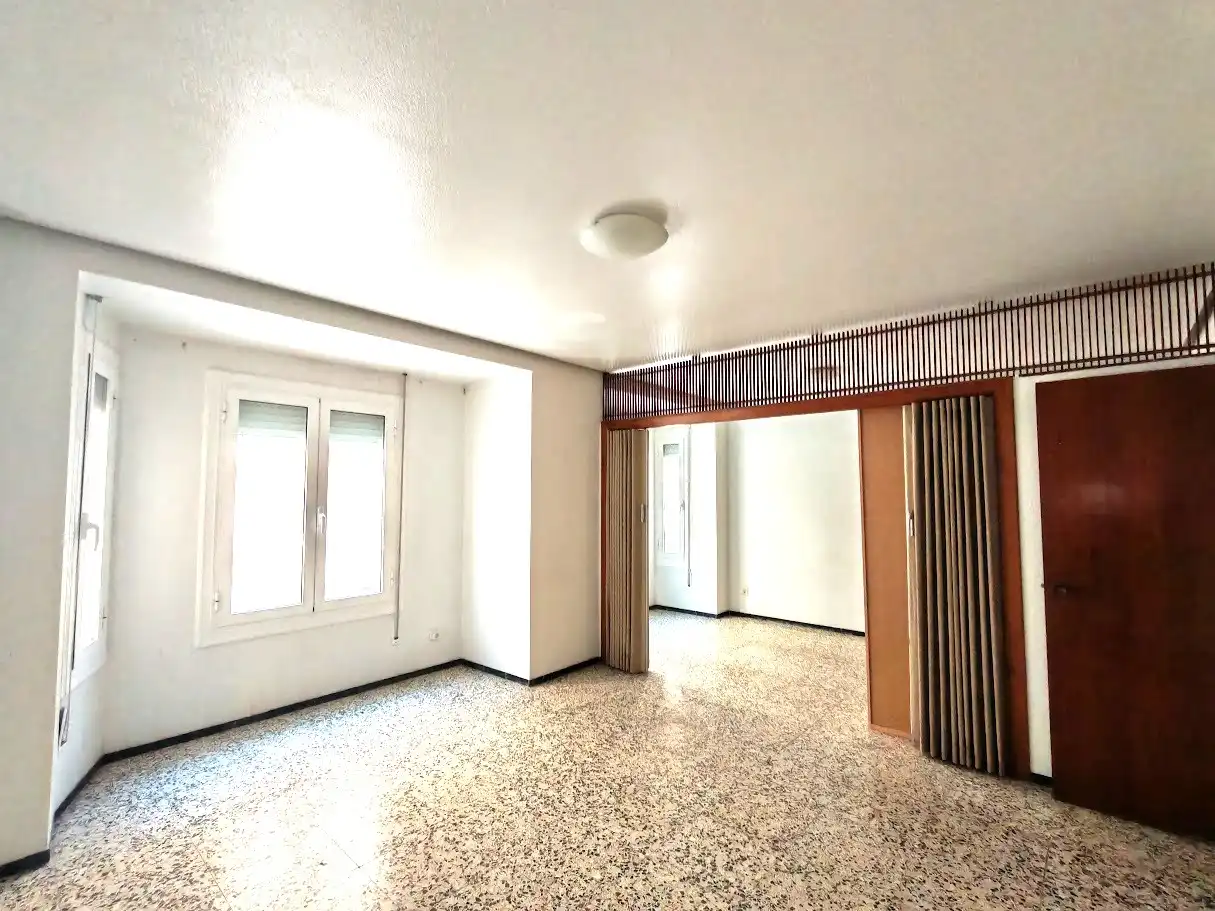 Flat with terrace for sale in Elche ciudad