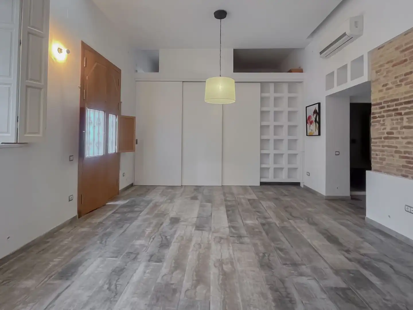 Wohnung zur Miete in Sevilla mit Klimaanlage, Heizung und Abstellraum