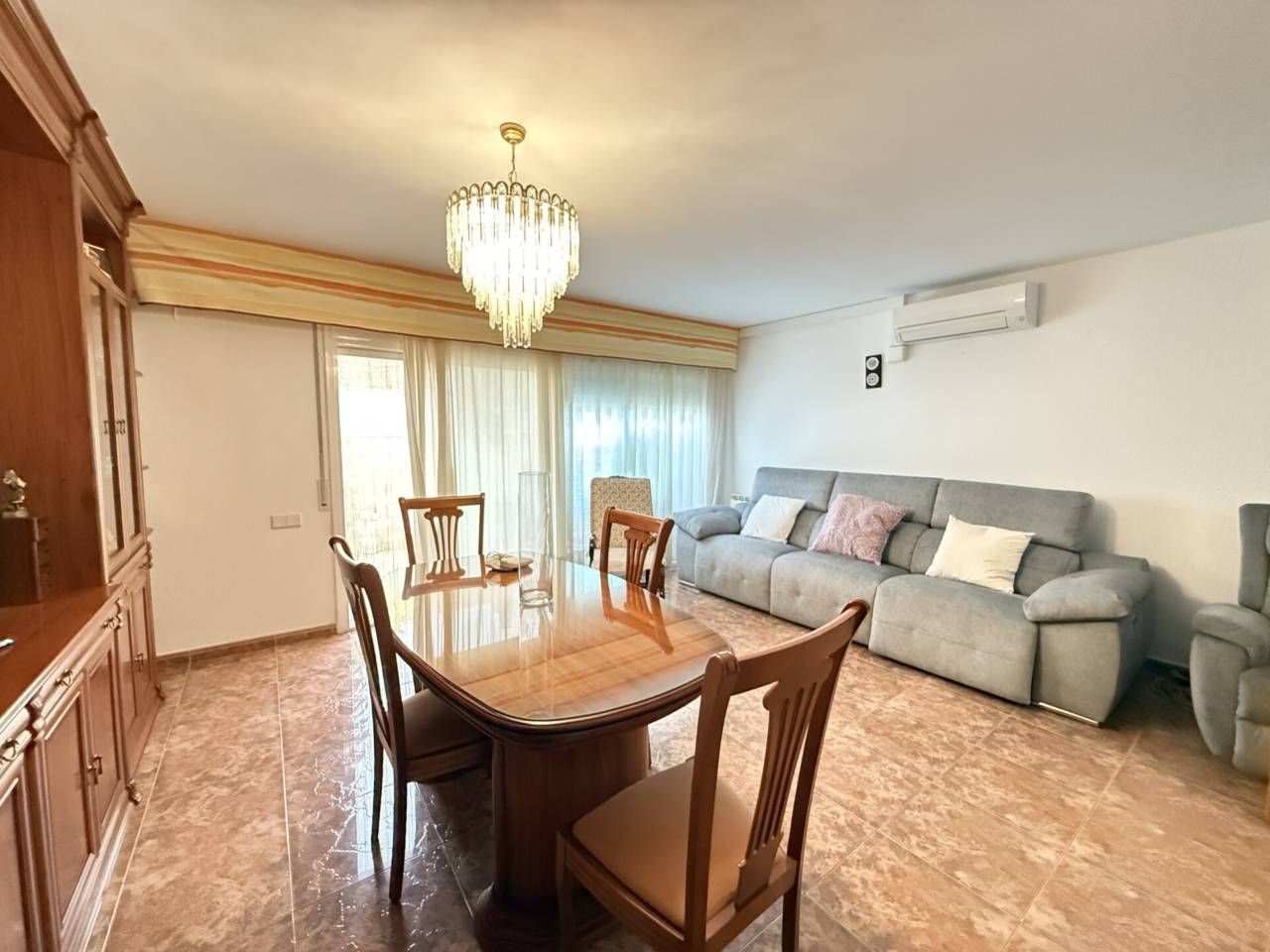 Dining room of House or chalet for sale in Terrassa  with Air Conditioner, Heating and Private garden