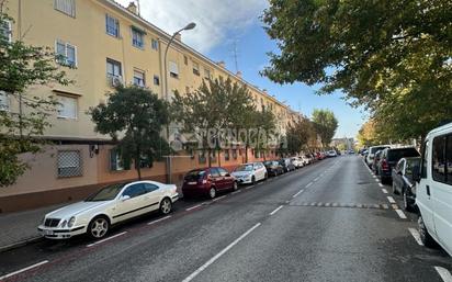 Exterior view of Flat for sale in  Madrid Capital  with Terrace and Balcony