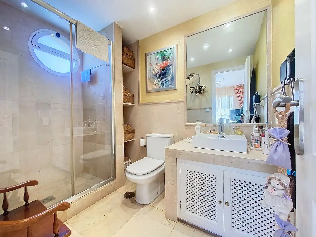 Apartment mit Aufzug zum Verkauf in Nueva Andalucía, imagen 10