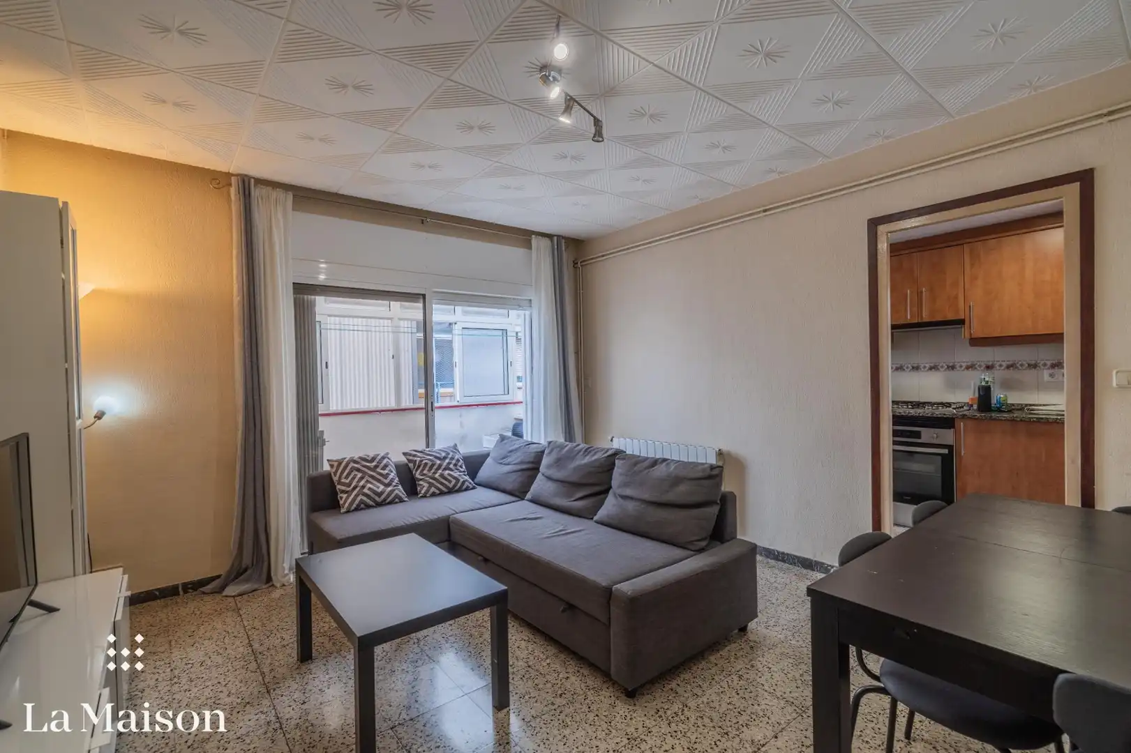Sala de estar de Piso en venta en Mataró con Calefacción, Trastero y Amueblado