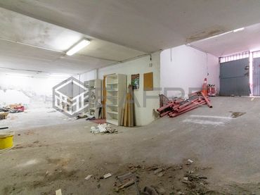 Local comercial en venda a Calle del Jaspe