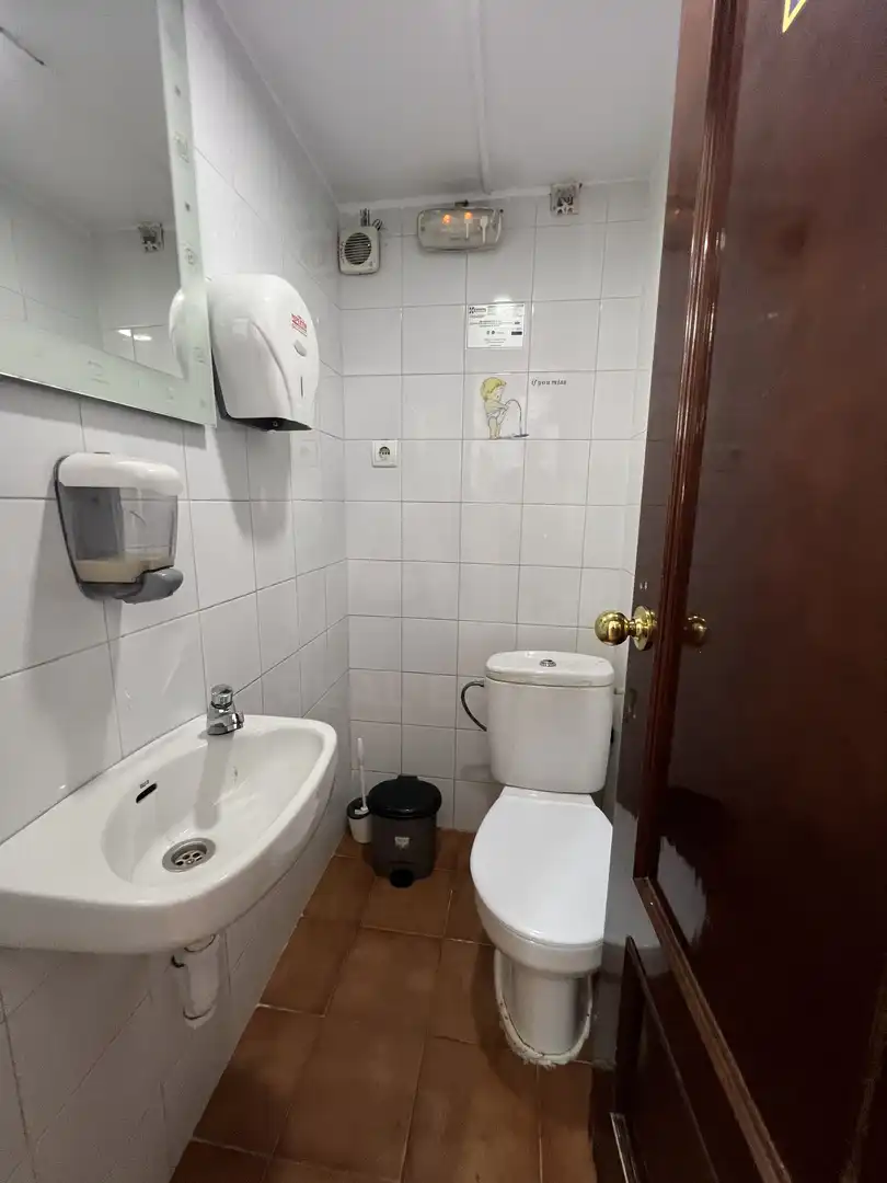 Baño de Local en venta en Lepe