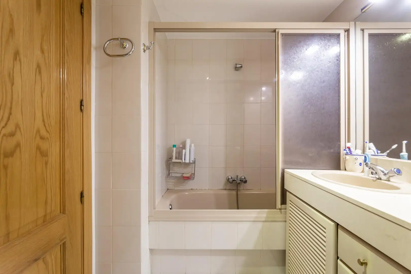 Bathroom of Flat for sale in Tres Cantos  with Heating, Parquet flooring and Storage room