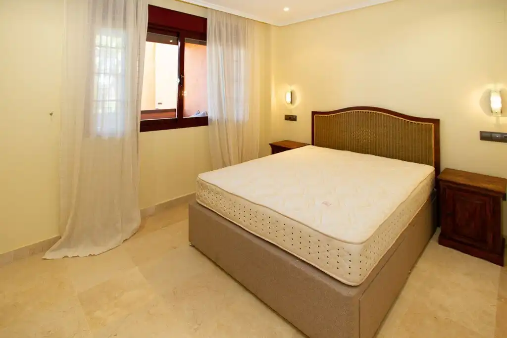 Bajo con piscina en venta en La Mairena, imagen 10