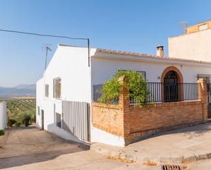 Vista exterior de Casa o xalet en venda en Antequera amb Jardí privat, Terrassa i Traster