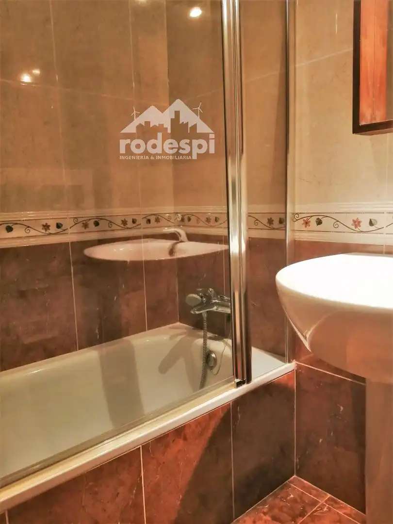 Piso con ascensor en venta en Mondariz-Balneario, imagen 4