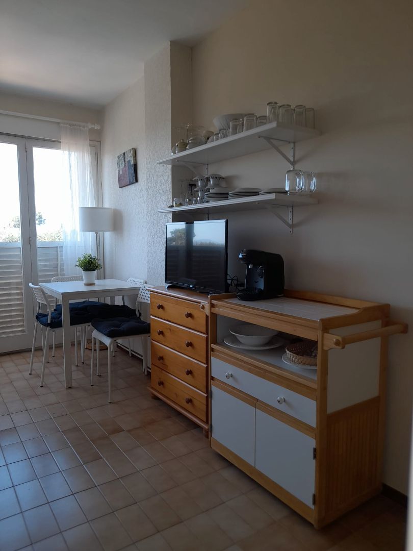 Living room of Apartment for sale in Empuriabrava  with Air Conditioner, Furnished and Oven