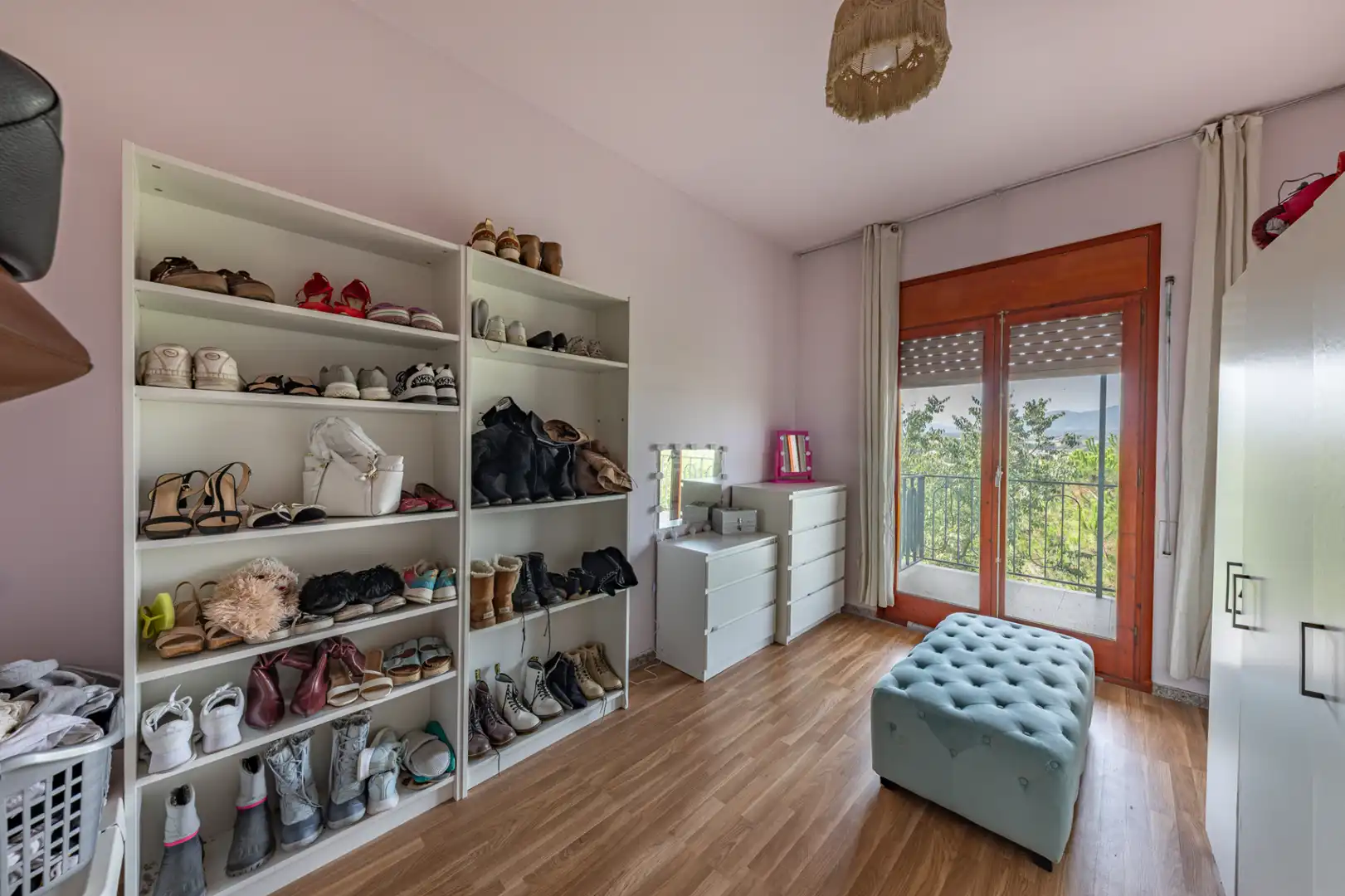 Habitación de Casa o chalet en venta en Llinars del Vallès con Aire acondicionado, Calefacción y Jardín privado