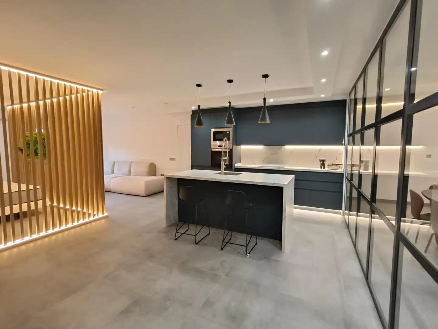 Küche von Wohnung zur Miete in Castellón de la Plana / Castelló de la Plana mit Klimaanlage und Heizung