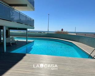 Piscina de Planta baixa en venda en Sitges amb Terrassa