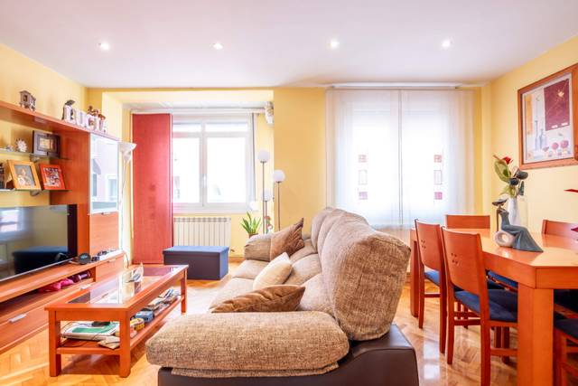 Piso en Venta en Calle PAMPLONA ESCUDERO, RAFAEL, 37 en Universidad San Francisco