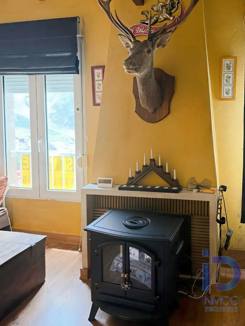 Apartment with lift for sale in Urbanización Sol y Nieve 109, imagen 4
