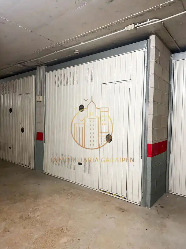 Garage for sale in Irura