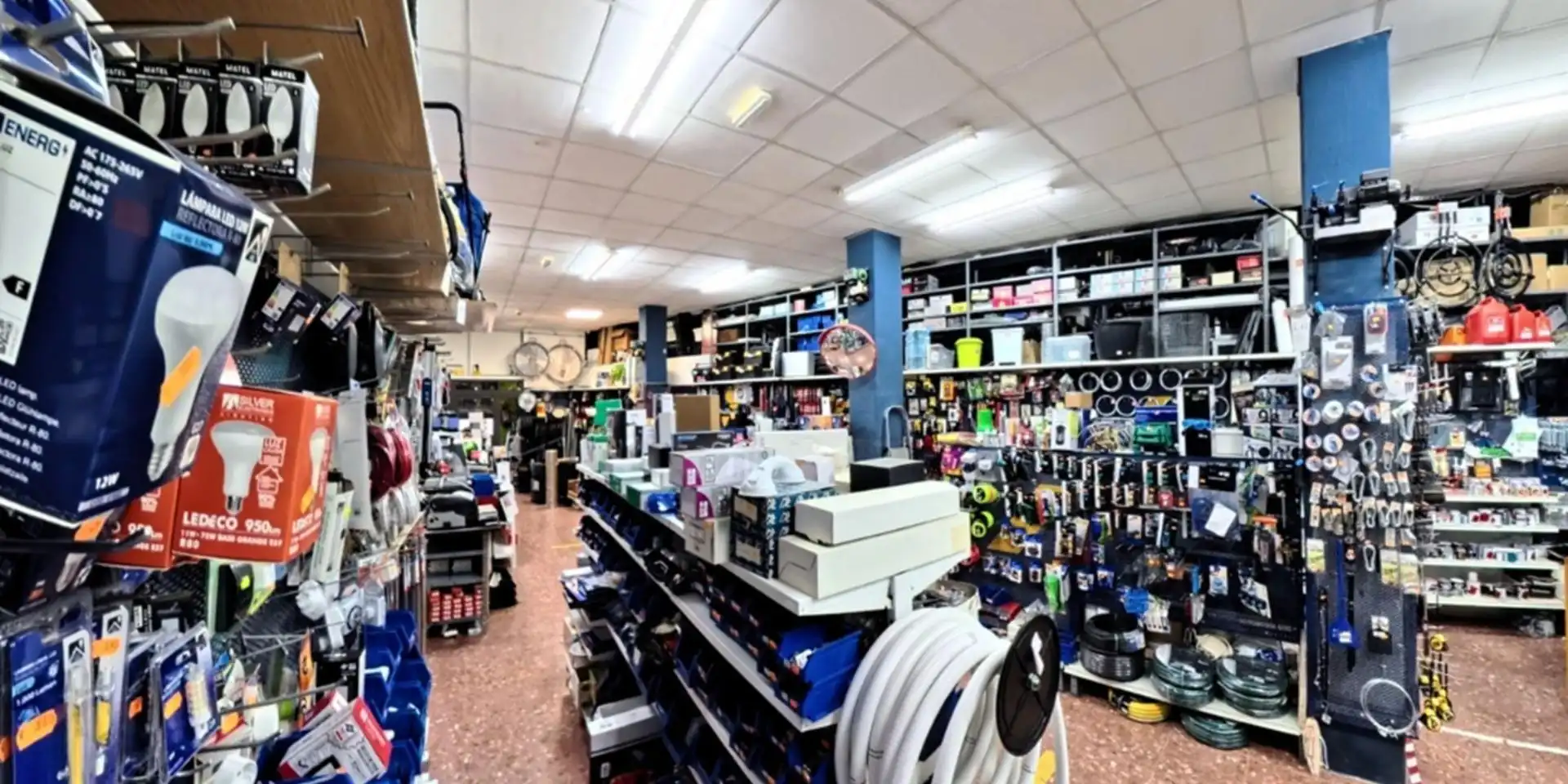 Local en venta en Chiva con Amueblado