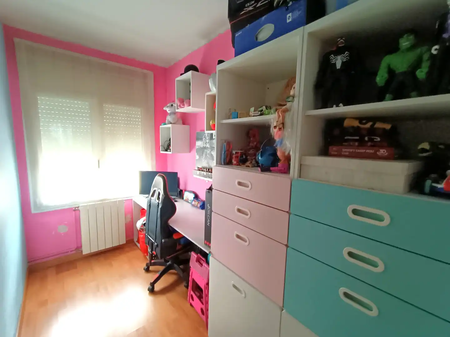 Schlafzimmer von Wohnung zum Verkauf in Manlleu mit Klimaanlage, Heizung und Parkett