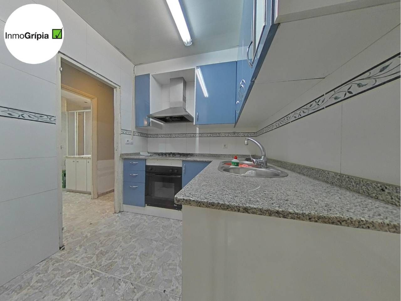 Cocina de Piso en venta en Terrassa con Calefacción