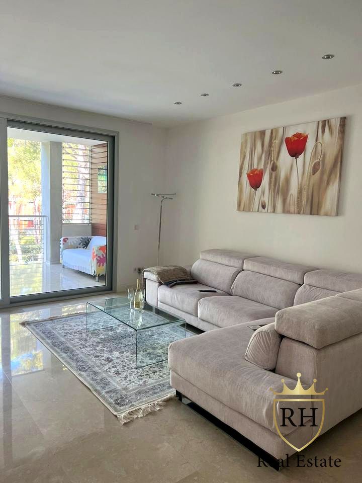 Living room of Flat to rent in Calvià  with Air Conditioner and Community pool