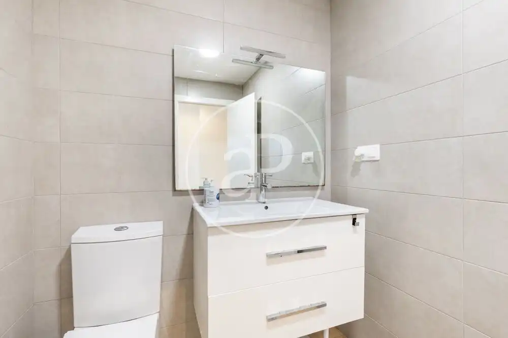 Baño de Piso en venta en Ciutat Vella 
