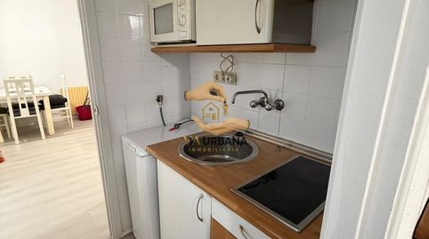 Foto 4 de Apartament de lloguer a Isidro Segovia, Carmelitas, Salamanca Capital