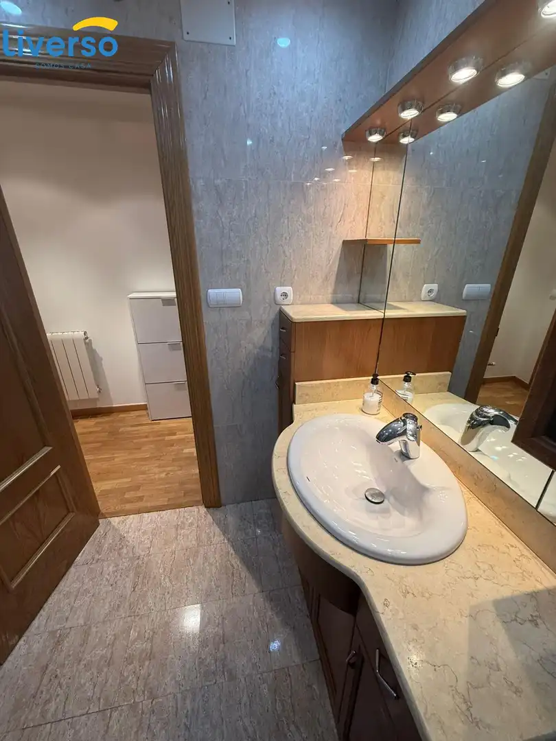 Badezimmer von Wohnungen zum Verkauf in Aranda de Duero mit Heizung, Abstellraum und Möbliert