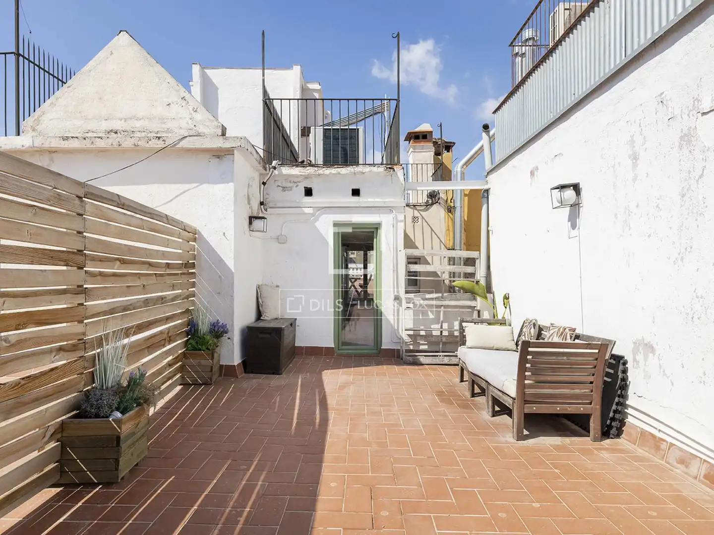 Terrasse von Dachboden zum Verkauf in Barcelona mit Klimaanlage, Heizung und Parkett